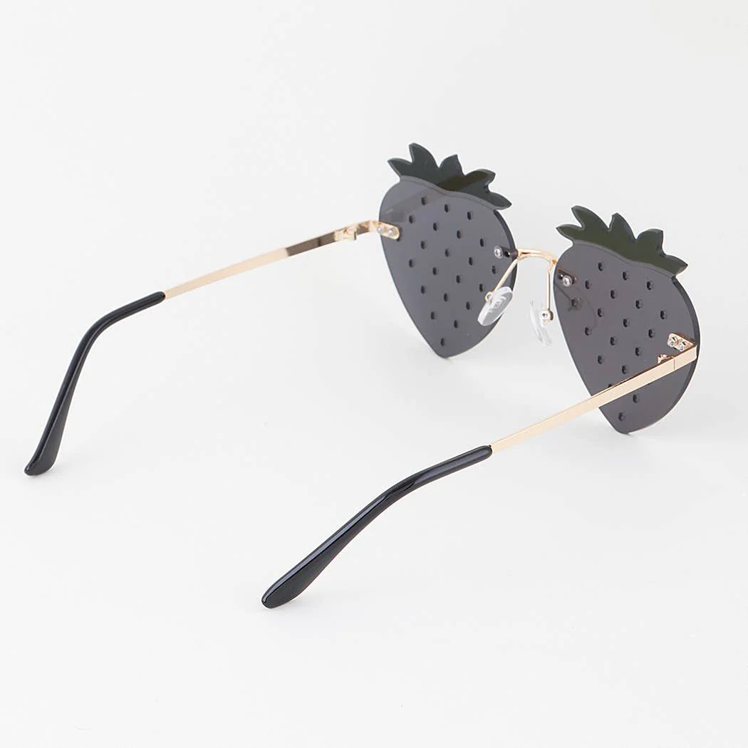 3AM BY H&D ACCESSORIES - Summer Strawberry Sunglasses - Image 5