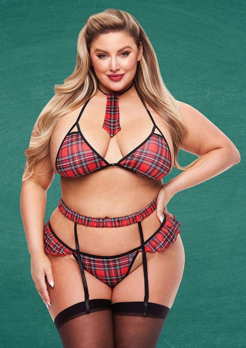 Criss-Cross Schoolgirl - Image 4