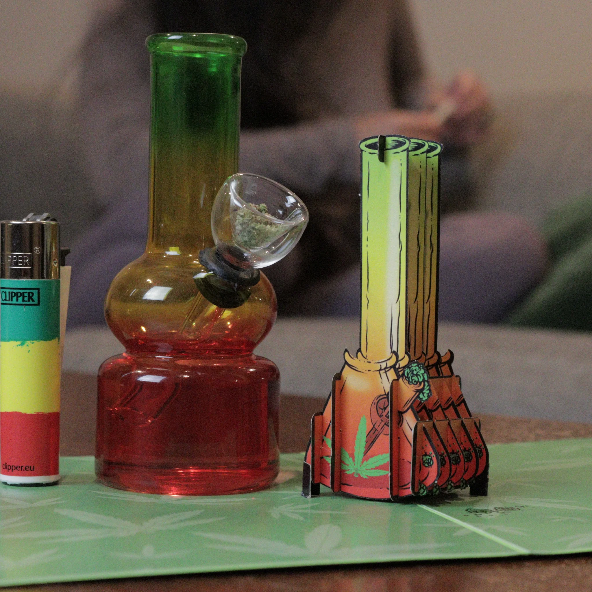 Dirty Pop Cards - Rasta Bong Funny 3D Pop-Up Marijuana Stoner Card - Image 4