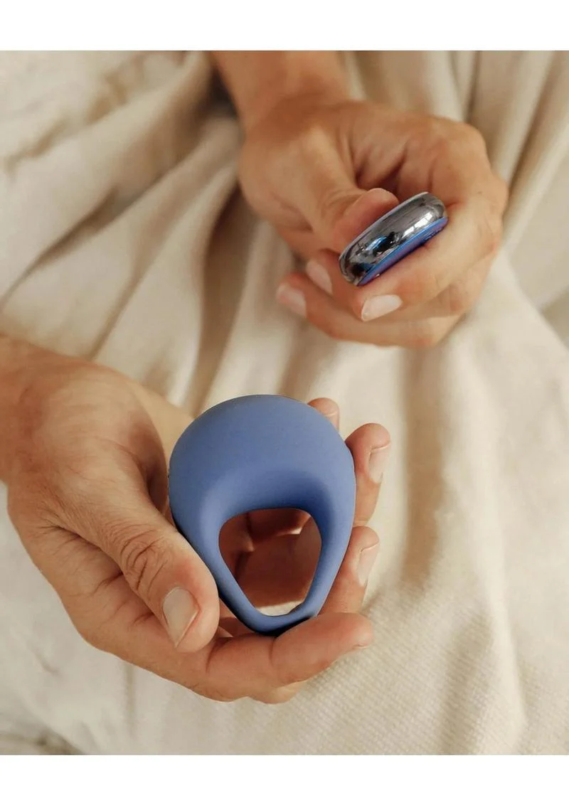 Jimmyjane Kore Rechargeable Silicone Cock Ring with Remote - Image 4
