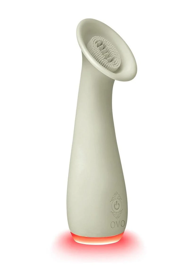OVO Alina Rechargeable Silicone Clitoral Vibrator - Image 3