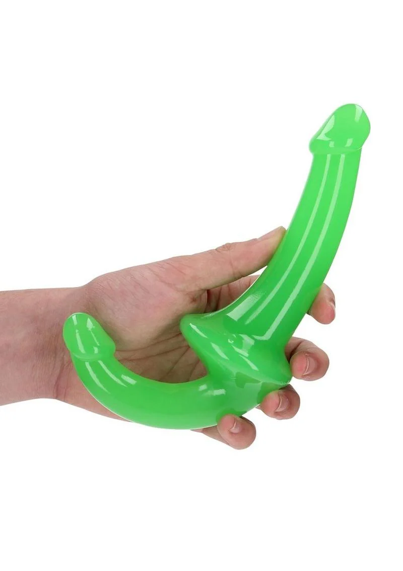 Realrock Strapless Strap-On Glow In The Dark Dildo - Image 4