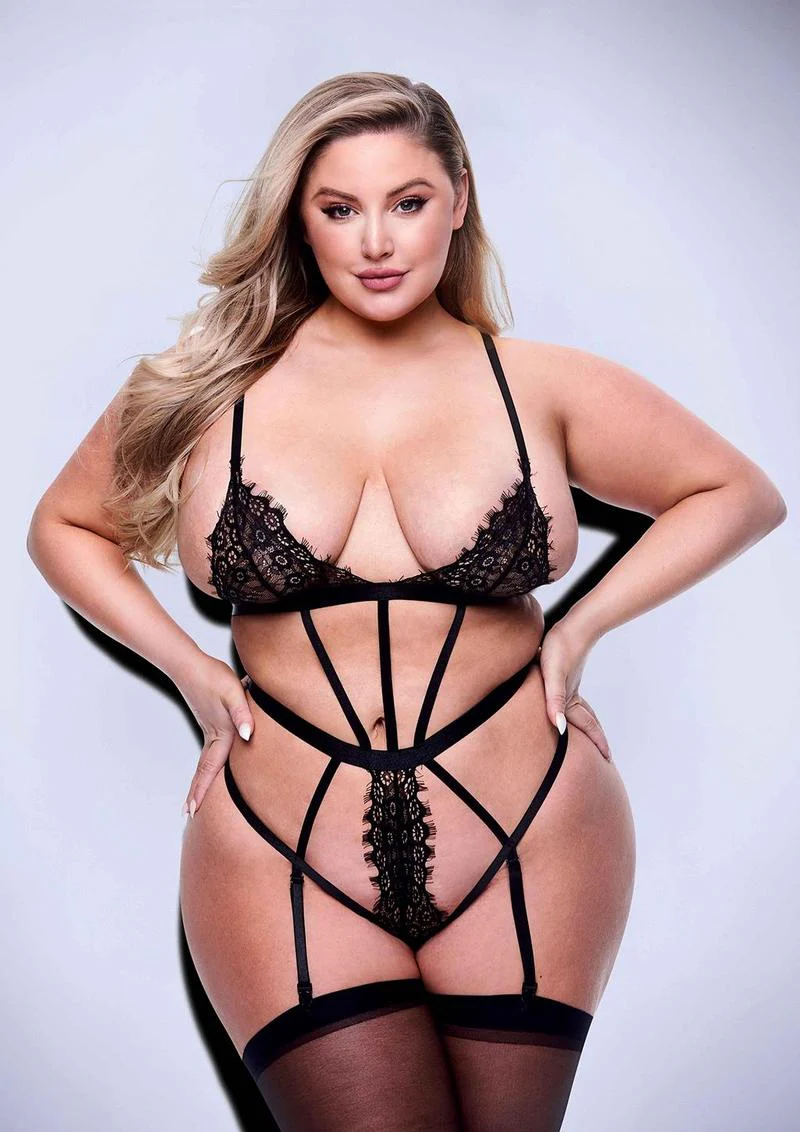 Sexy Strappy Lace Teddy with Garters - Image 11