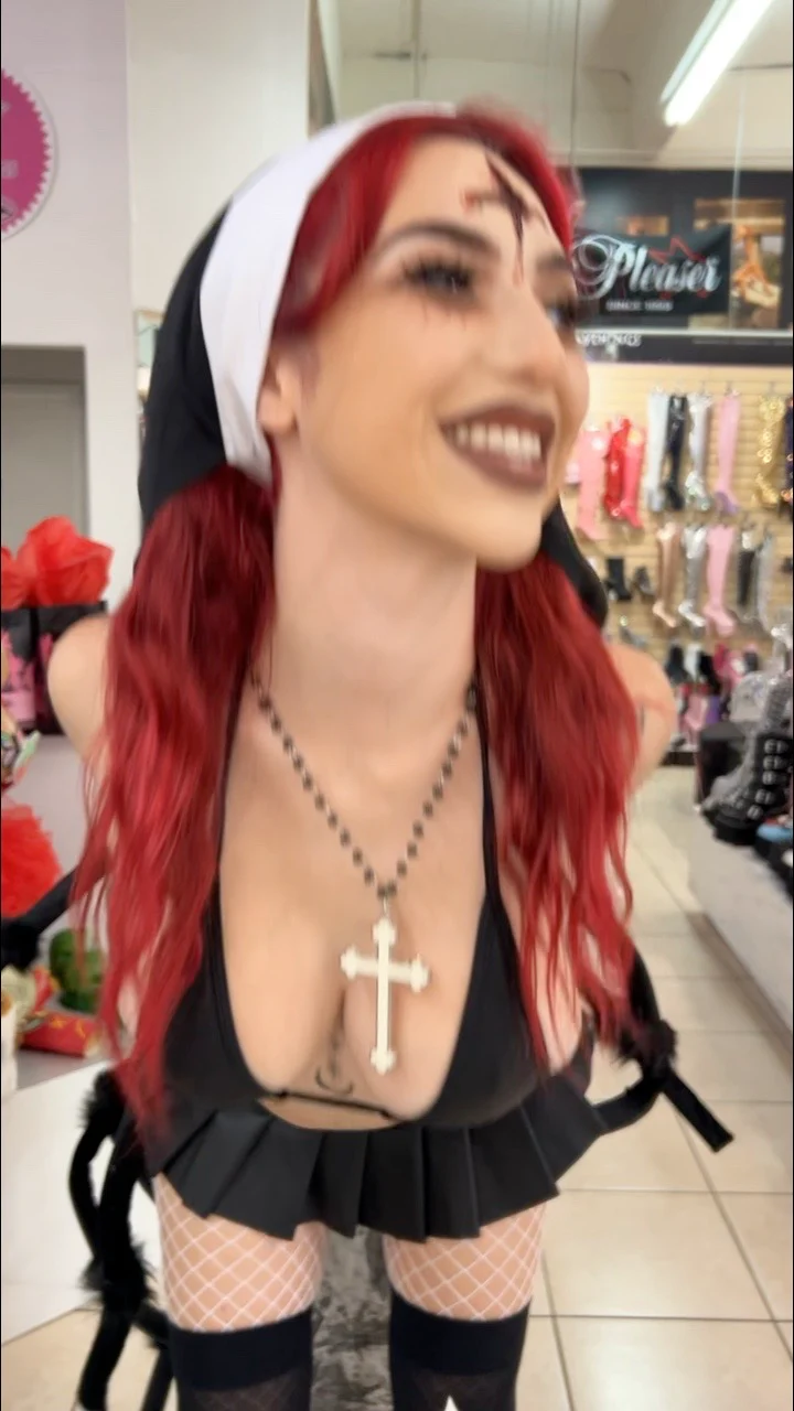 Sinister Nun Costume - Image 2