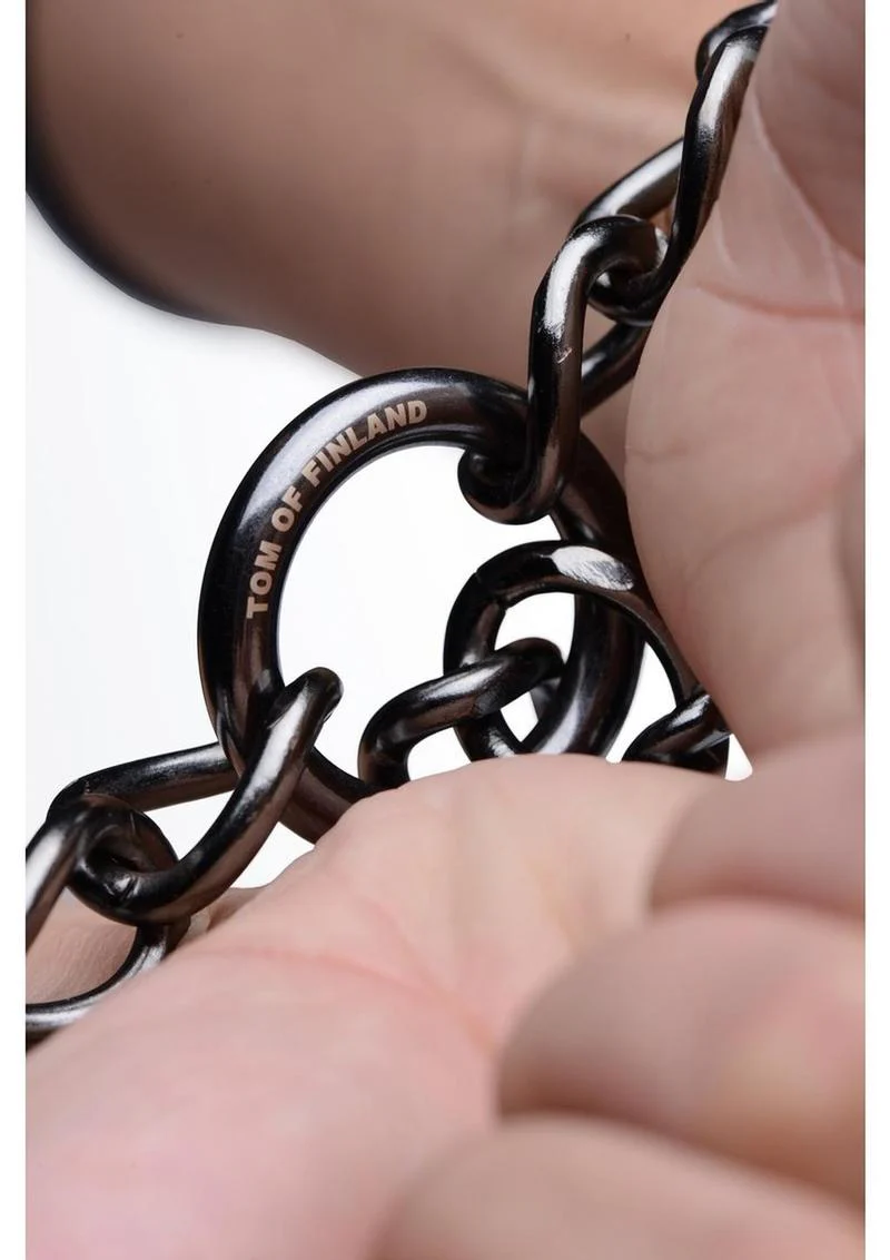 Tom Of Finland Locking Chain Cuffs - Image 3